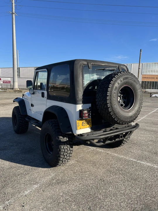 1995 Jeep YJ Wrangler - Image 9 of 31