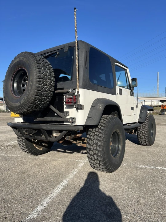 1995 Jeep YJ Wrangler - Image 11 of 31