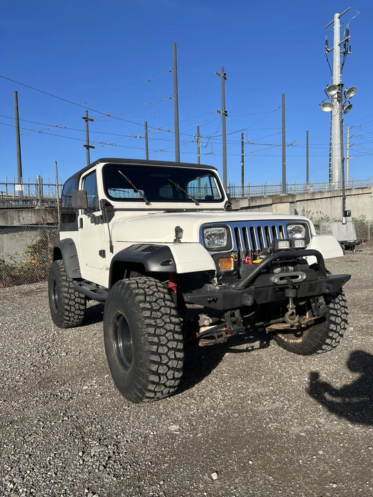 1995 Jeep YJ Wrangler - Image 21 of 31