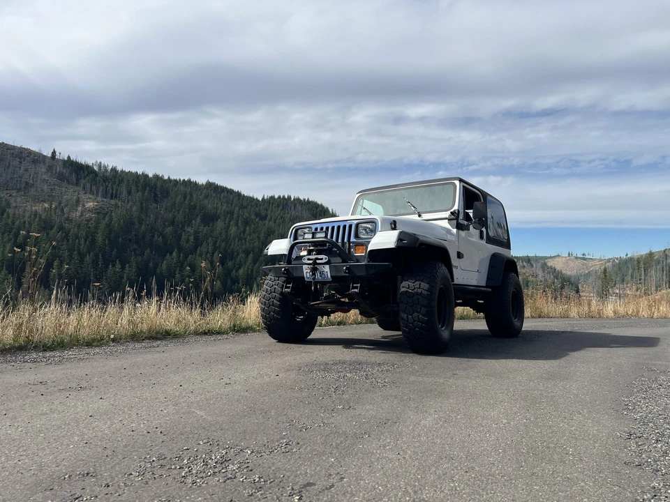 1995 Jeep YJ Wrangler - Image 3 of 31