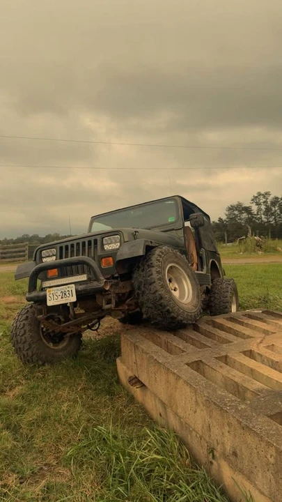1995 Jeep YJ Wrangler - Image 2 of 5