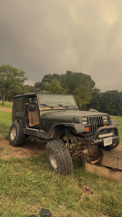 1995 Jeep YJ Wrangler - Image 3 of 5