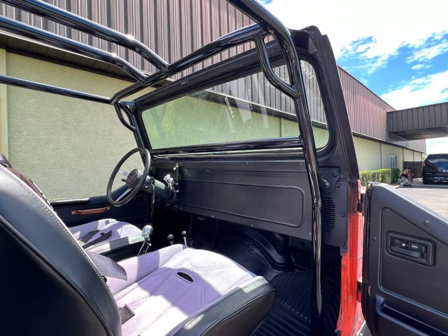 1995 Jeep YJ Wrangler - Image 11 of 27