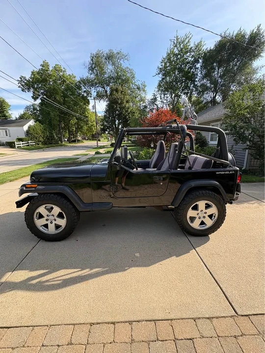 1995 Jeep YJ Wrangler - Image 2 of 20