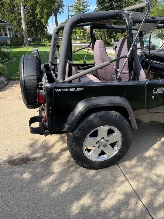 1995 Jeep YJ Wrangler - Image 12 of 20