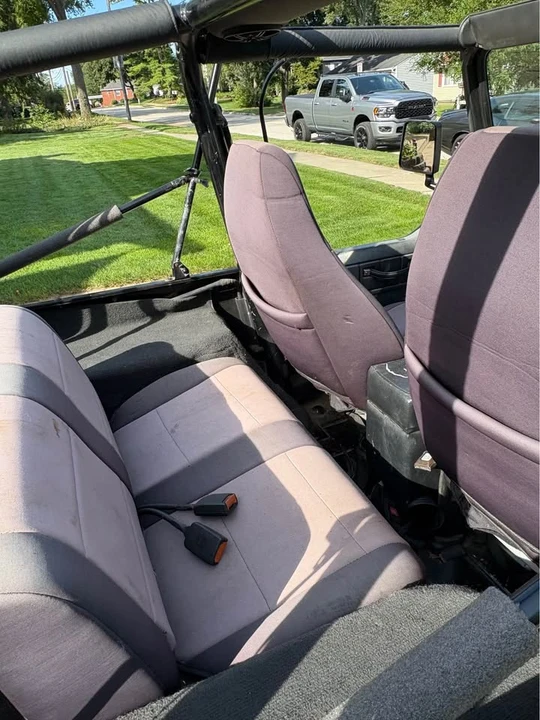 1995 Jeep YJ Wrangler - Image 11 of 20