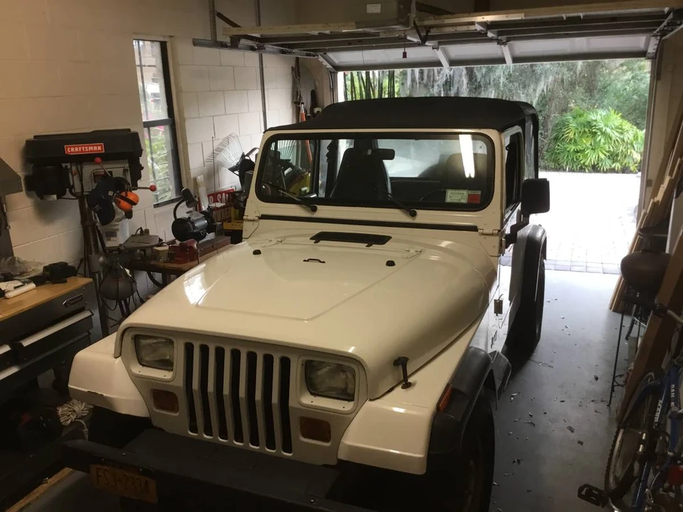 1995 Jeep YJ Wrangler - Image 3 of 10