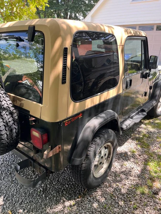 1995 Jeep YJ Wrangler - Image 9 of 13