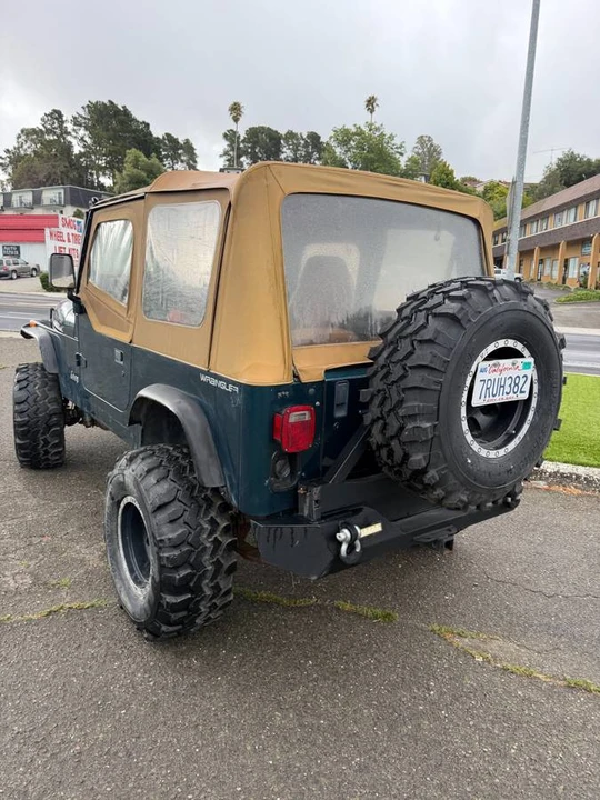 1995 Jeep YJ Wrangler - Image 4 of 10