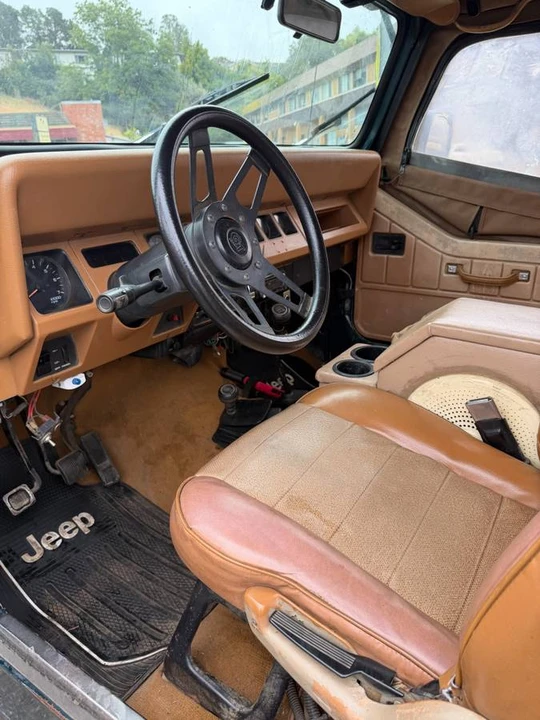 1995 Jeep YJ Wrangler - Image 6 of 10