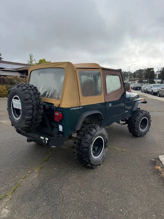 1995 Jeep YJ Wrangler - Image 3 of 10