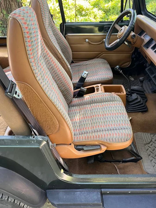 1995 Jeep YJ Wrangler - Image 12 of 13