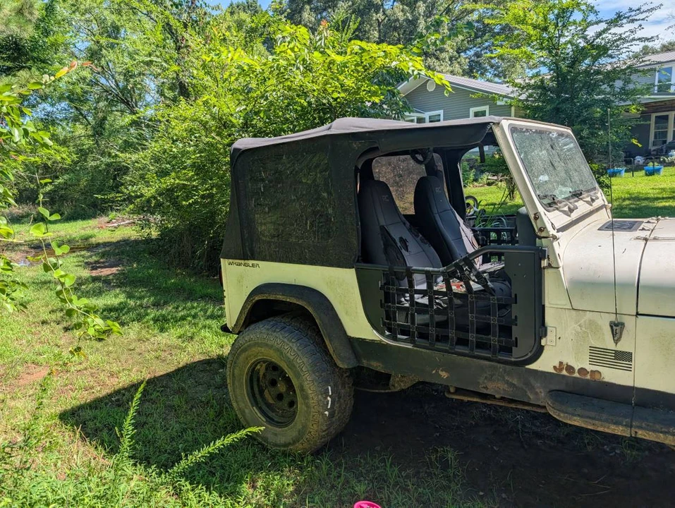 1995 Jeep YJ Wrangler - Image 5 of 7
