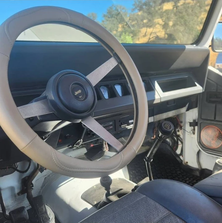 1995 Jeep YJ Wrangler - Image 11 of 15