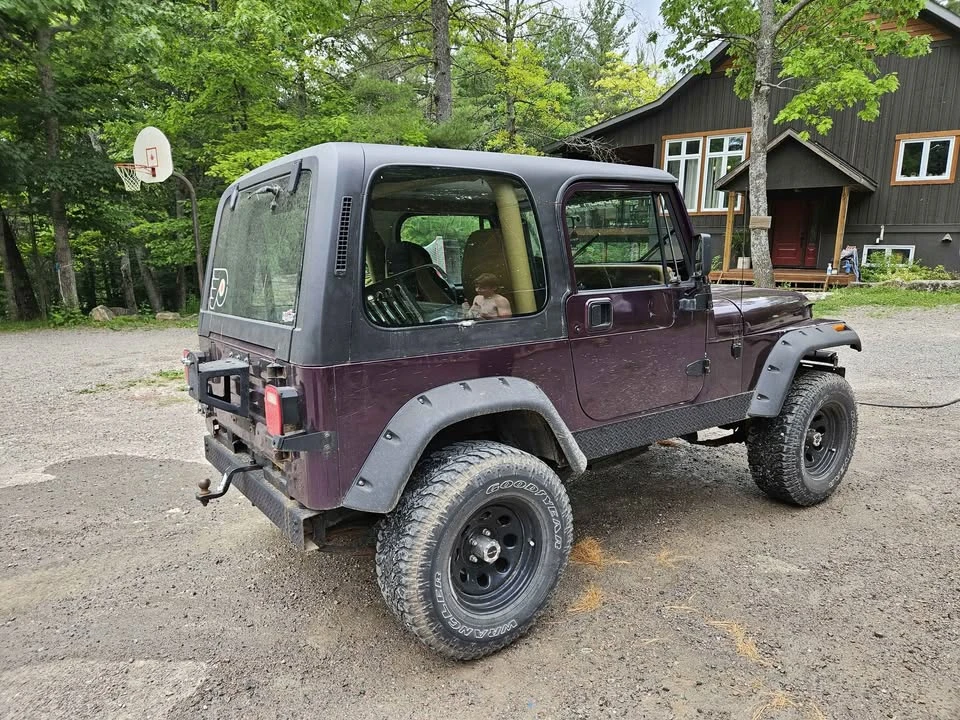 1995 Jeep YJ Wrangler - Image 4 of 4