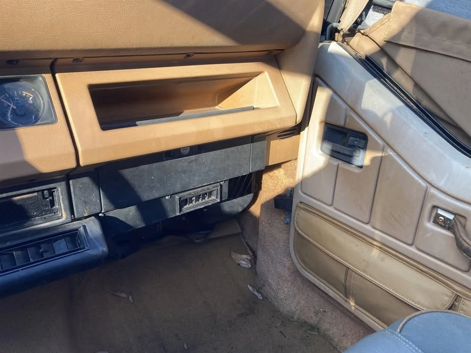 1995 Jeep YJ Wrangler - Image 18 of 20