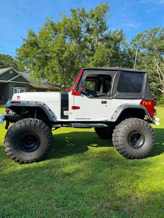 1995 Jeep YJ Wrangler - Image 3 of 20