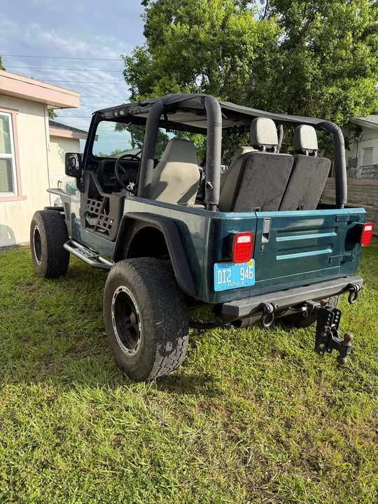 1995 Jeep YJ Wrangler - Image 5 of 7