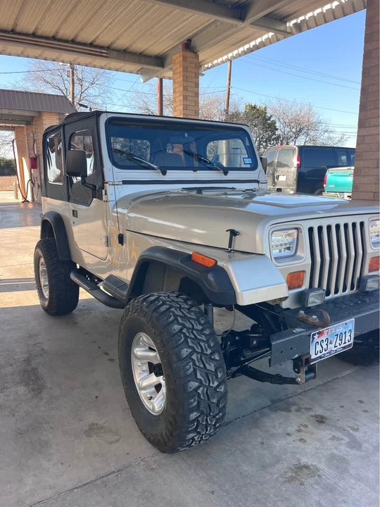 1995 Jeep YJ Wrangler - Image 2 of 2