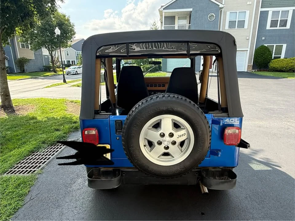 1995 Jeep YJ Wrangler - Image 2 of 9