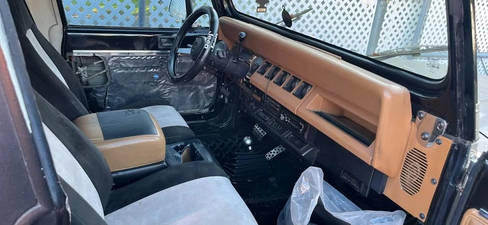 1995 Jeep YJ Wrangler - Image 4 of 9