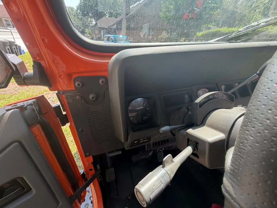 1995 Jeep YJ Wrangler - Image 7 of 20