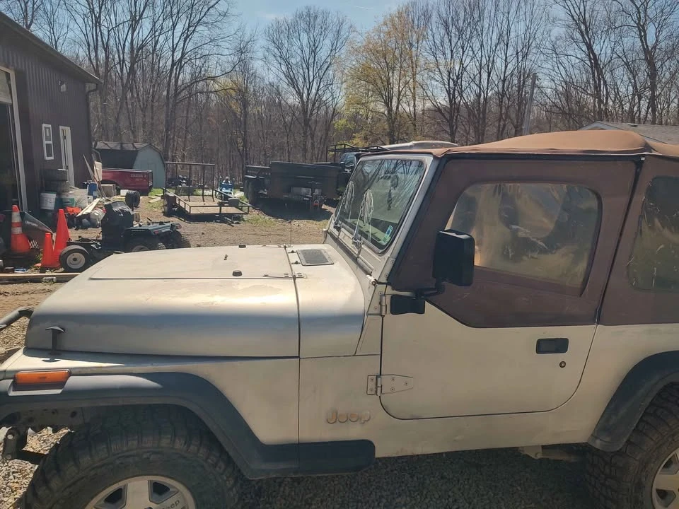 1995 Jeep YJ Wrangler - Image 14 of 18