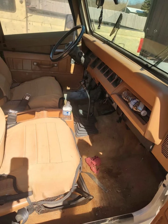 1995 Jeep YJ Wrangler - Image 17 of 18