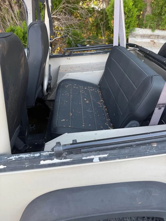 1995 Jeep YJ Wrangler - Image 5 of 6