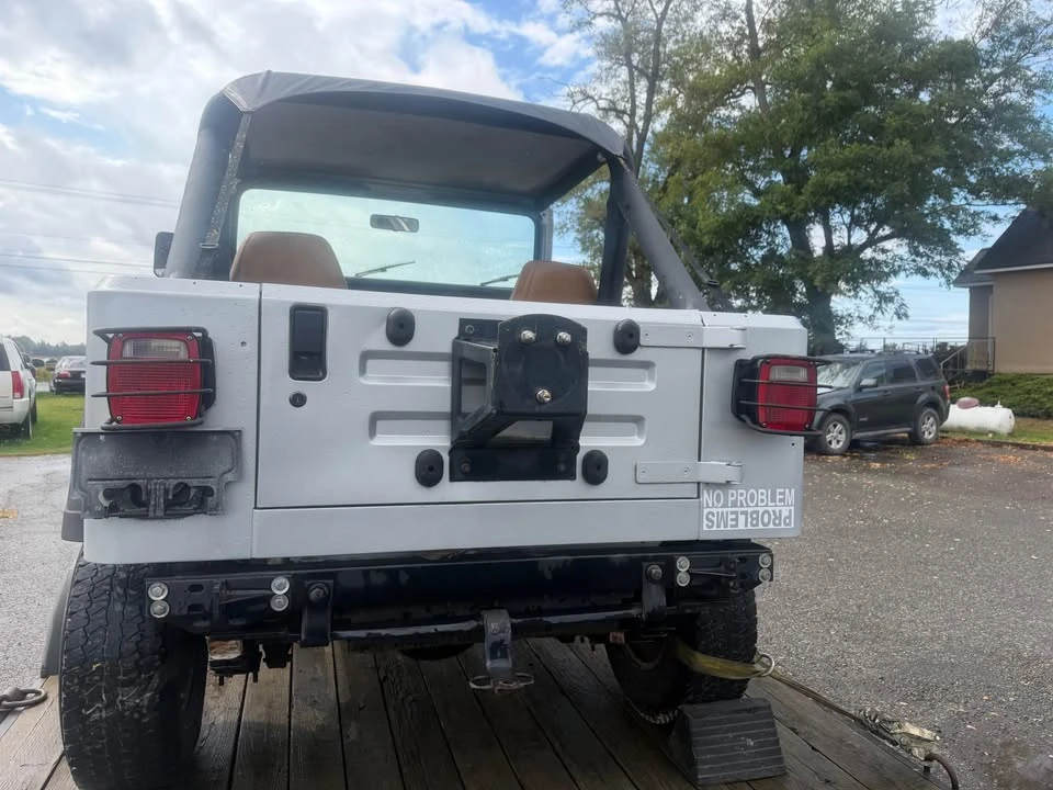 1995 Jeep YJ Wrangler - Image 7 of 19