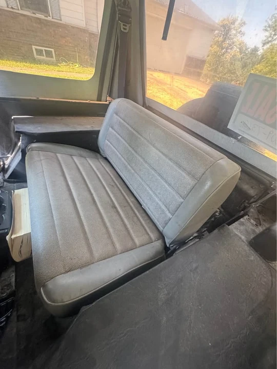 1995 Jeep YJ Wrangler - Image 9 of 11