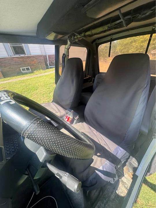 1995 Jeep YJ Wrangler - Image 10 of 11