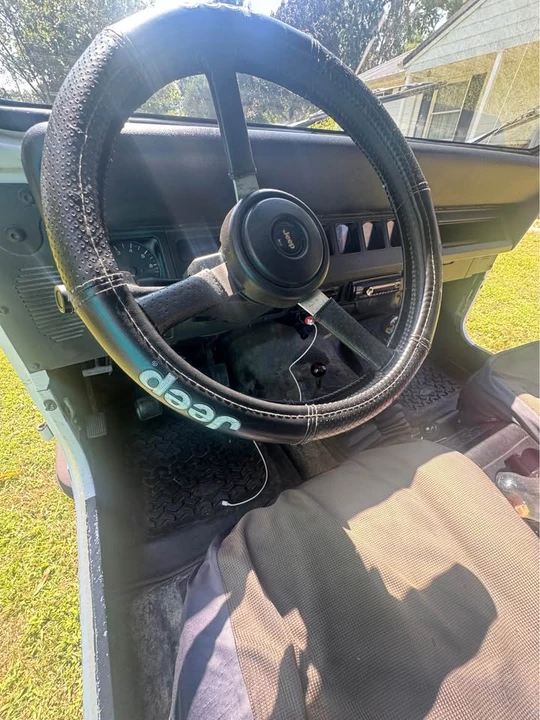 1995 Jeep YJ Wrangler - Image 7 of 11