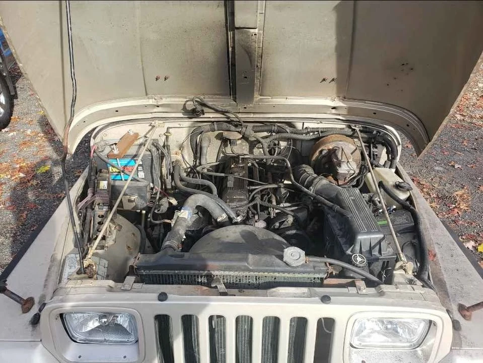 1995 Jeep YJ Wrangler - Image 5 of 16