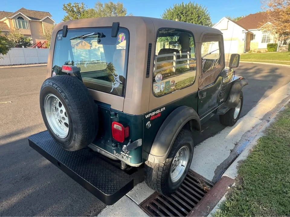 1995 Jeep YJ Wrangler - Image 4 of 13