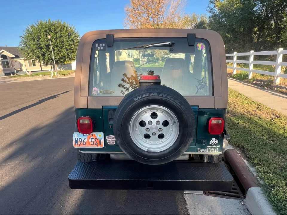 1995 Jeep YJ Wrangler - Image 5 of 13
