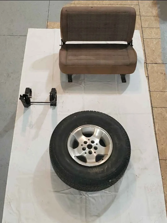 1995 Jeep YJ Wrangler - Image 11 of 16
