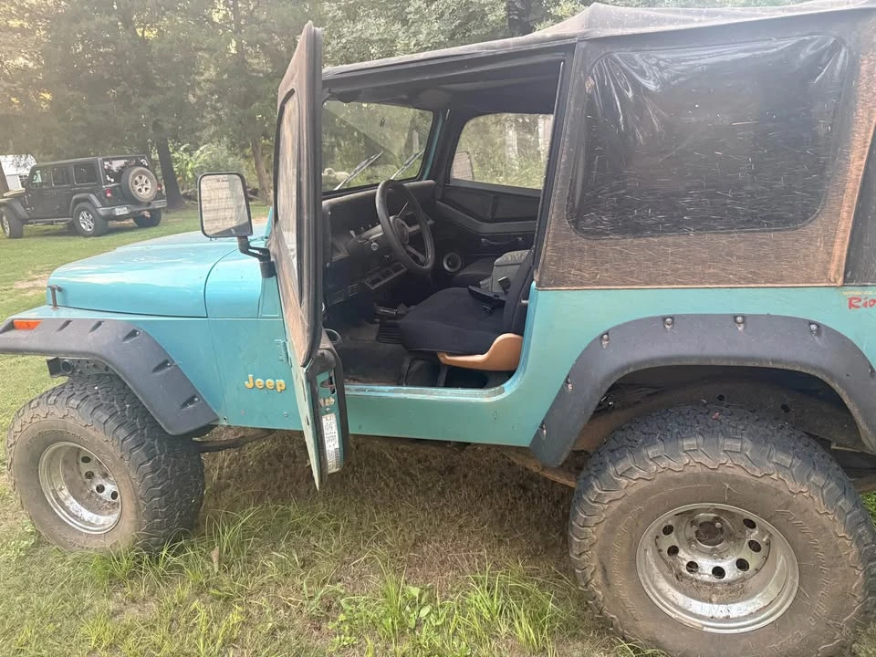 1995 Jeep YJ Wrangler - Image 8 of 9