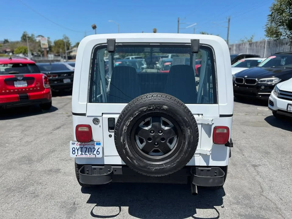 1995 Jeep YJ Wrangler - Image 6 of 18
