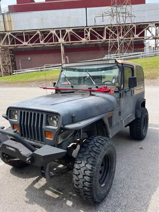 1995 Jeep YJ Wrangler - Image 2 of 9