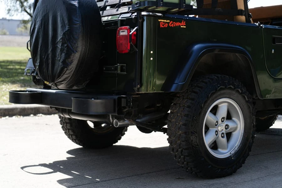 1995 Jeep YJ Wrangler - Image 22 of 31