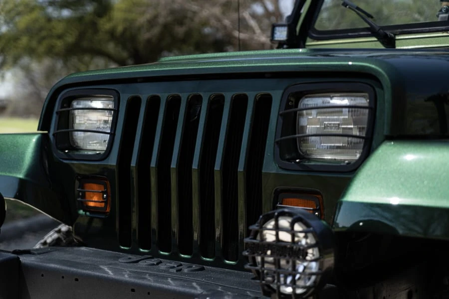 1995 Jeep YJ Wrangler - Image 10 of 31