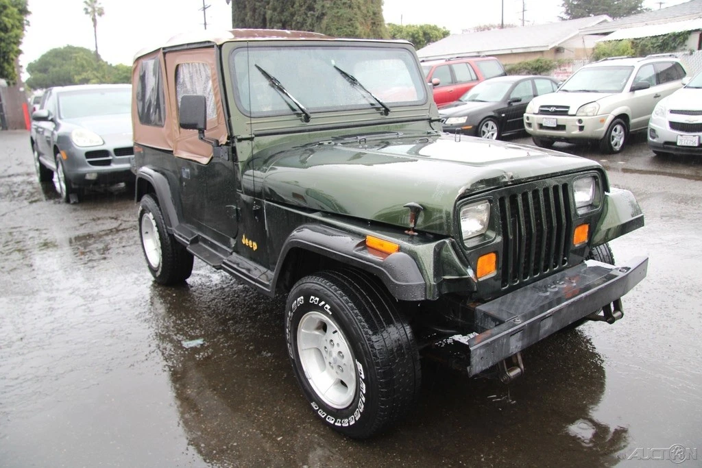 1995 Jeep YJ Wrangler - Image 8 of 21