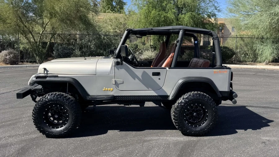 1995 Jeep YJ Wrangler - Image 2 of 12