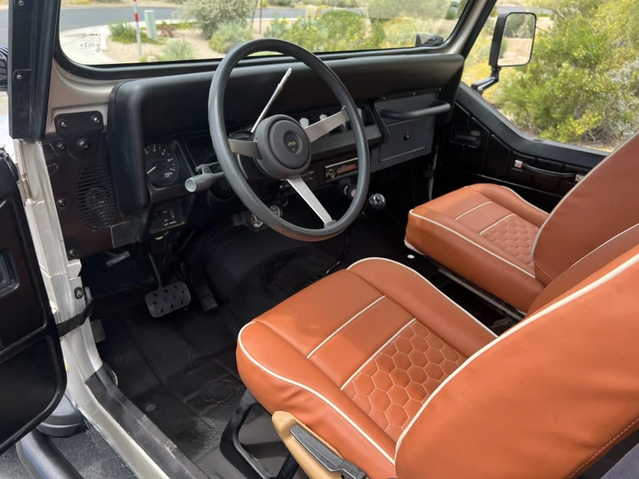 1995 Jeep YJ Wrangler - Image 8 of 12