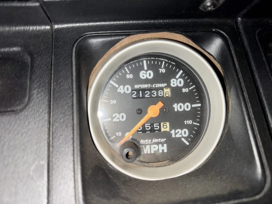 1995 Jeep YJ Wrangler - Image 10 of 12