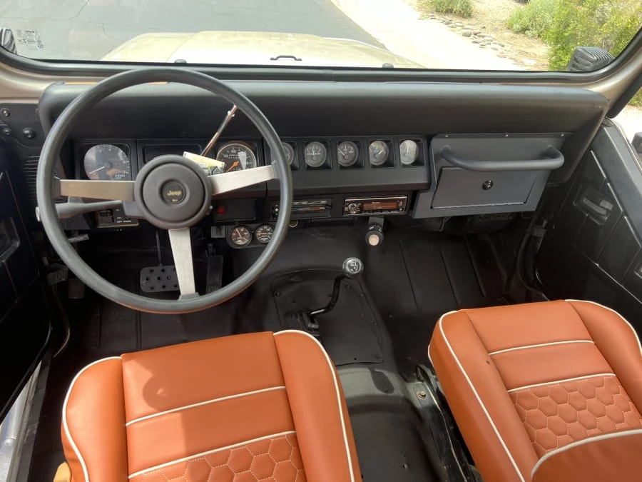 1995 Jeep YJ Wrangler - Image 10 of 12