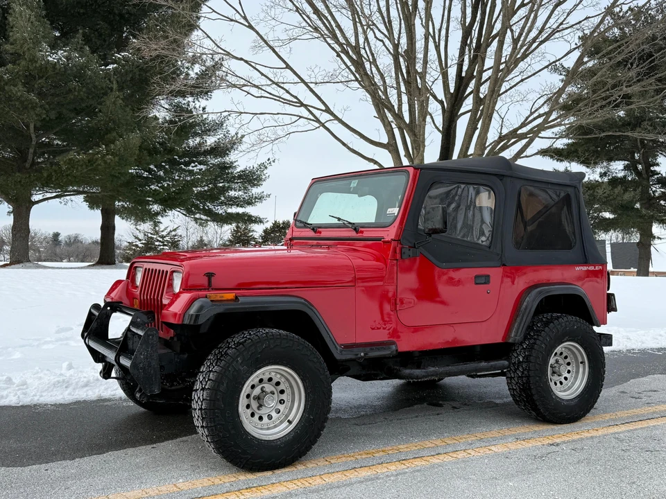 1995 Jeep YJ Wrangler - Image 24 of 31