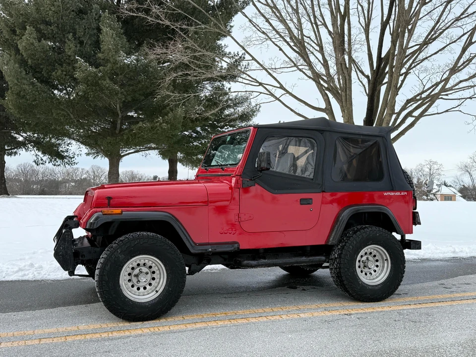1995 Jeep YJ Wrangler - Image 25 of 31