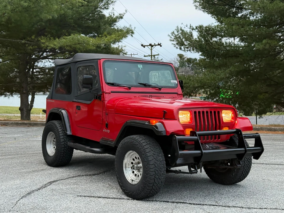 1995 Jeep YJ Wrangler - Image 19 of 31
